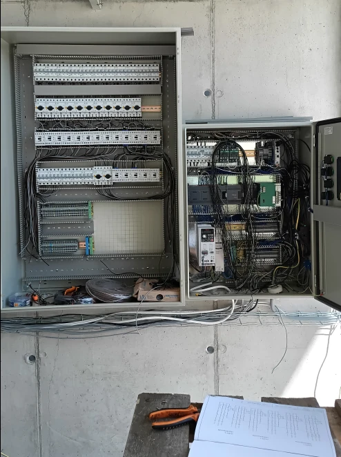 elektromos szekrény építés